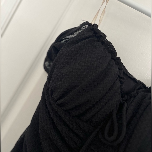 Women’s fitted black mini dress - Picture 2 of 3